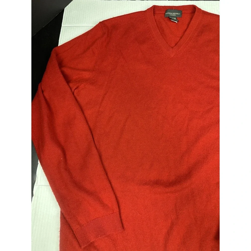 Banana Republic Sweater Mens Medium Red Cotton Cashmere V-Neck Knit Pullover